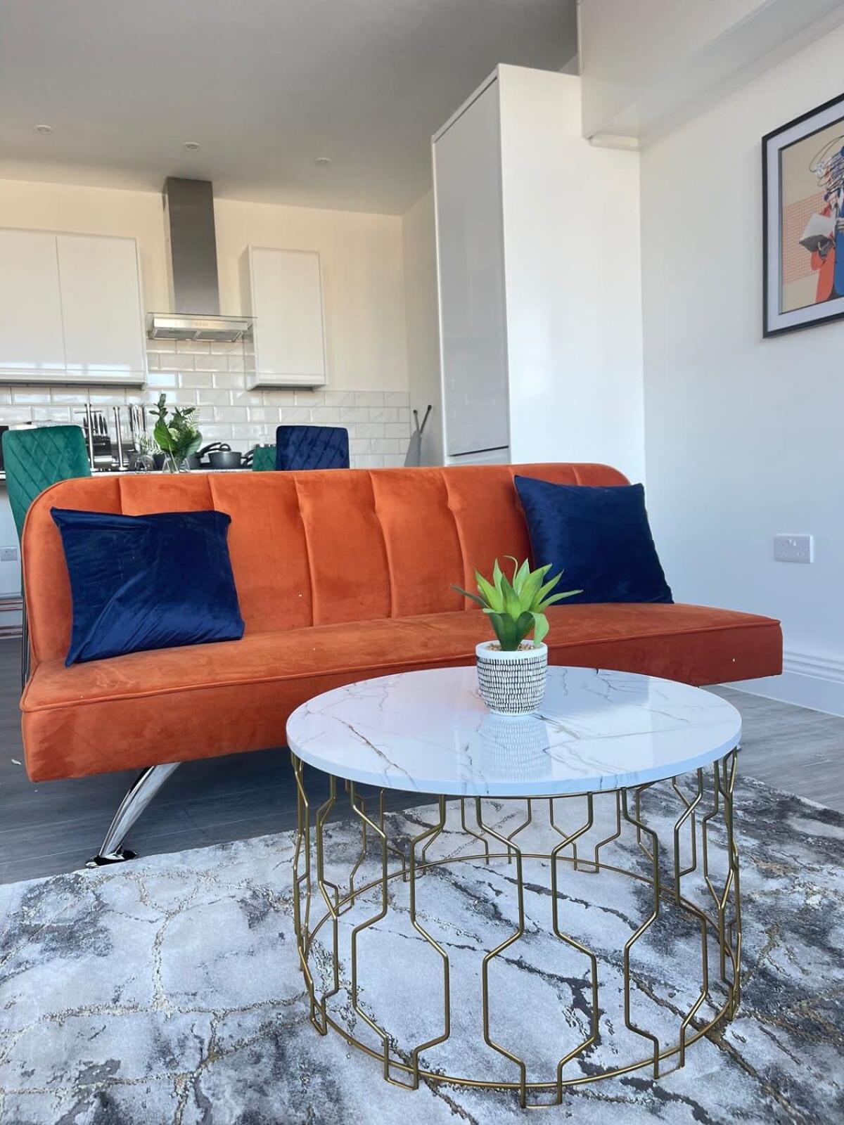 1 Bedroom Apartment - Flitwick - Contractor Friendly - Tourist Ready - Full Kitchen - Wifi - Smart Tv - Sofa Bed - Free Parking - Ideal For Short Or Long Stays Экстерьер фото