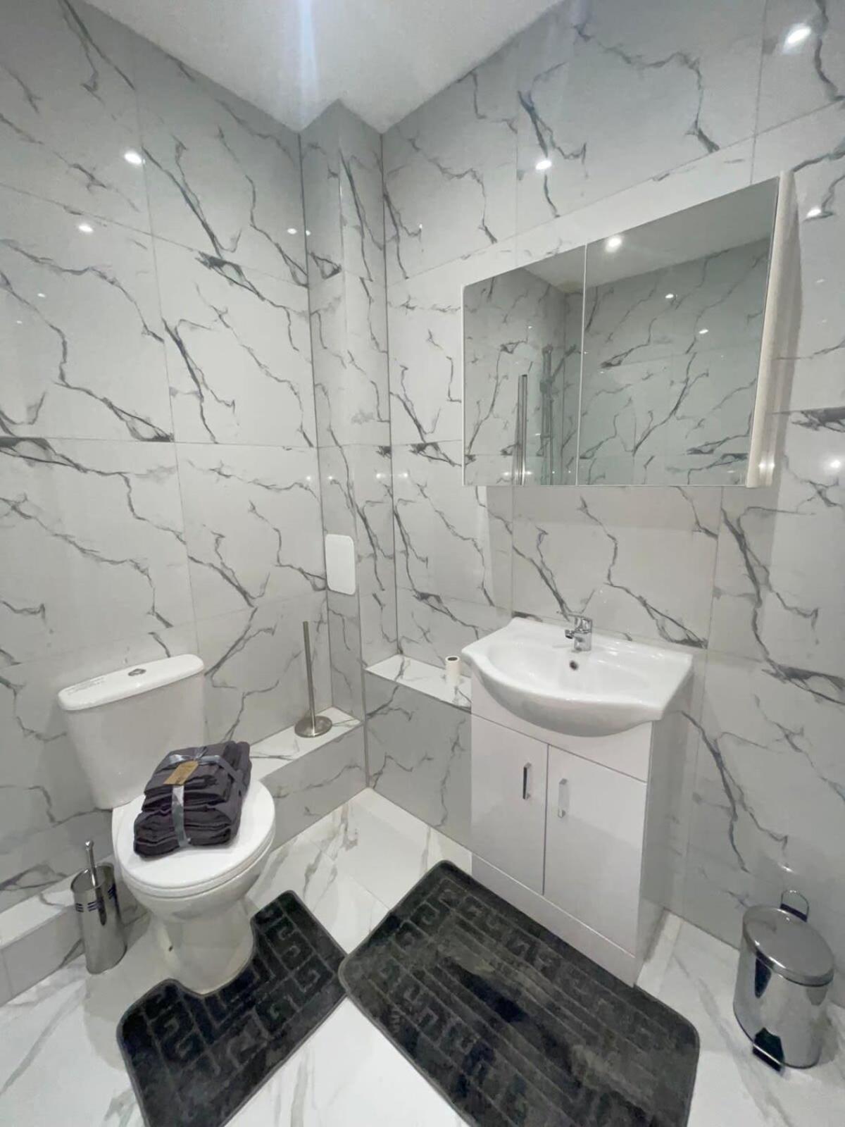 1 Bedroom Apartment - Flitwick - Contractor Friendly - Tourist Ready - Full Kitchen - Wifi - Smart Tv - Sofa Bed - Free Parking - Ideal For Short Or Long Stays Экстерьер фото
